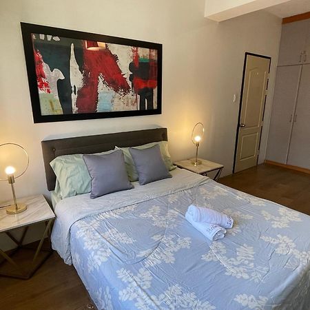 Spacious 1 Bedroom Unit Forbeswood Heights Taguig Ngoại thất bức ảnh