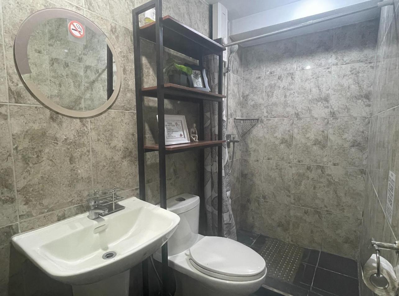 Spacious 1 Bedroom Unit Forbeswood Heights Taguig Ngoại thất bức ảnh
