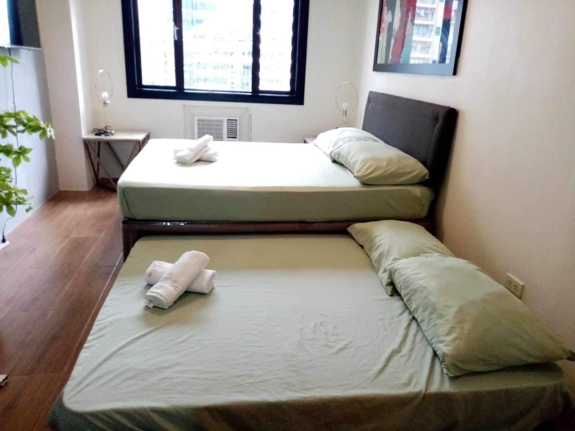 Spacious 1 Bedroom Unit Forbeswood Heights Taguig Phòng bức ảnh