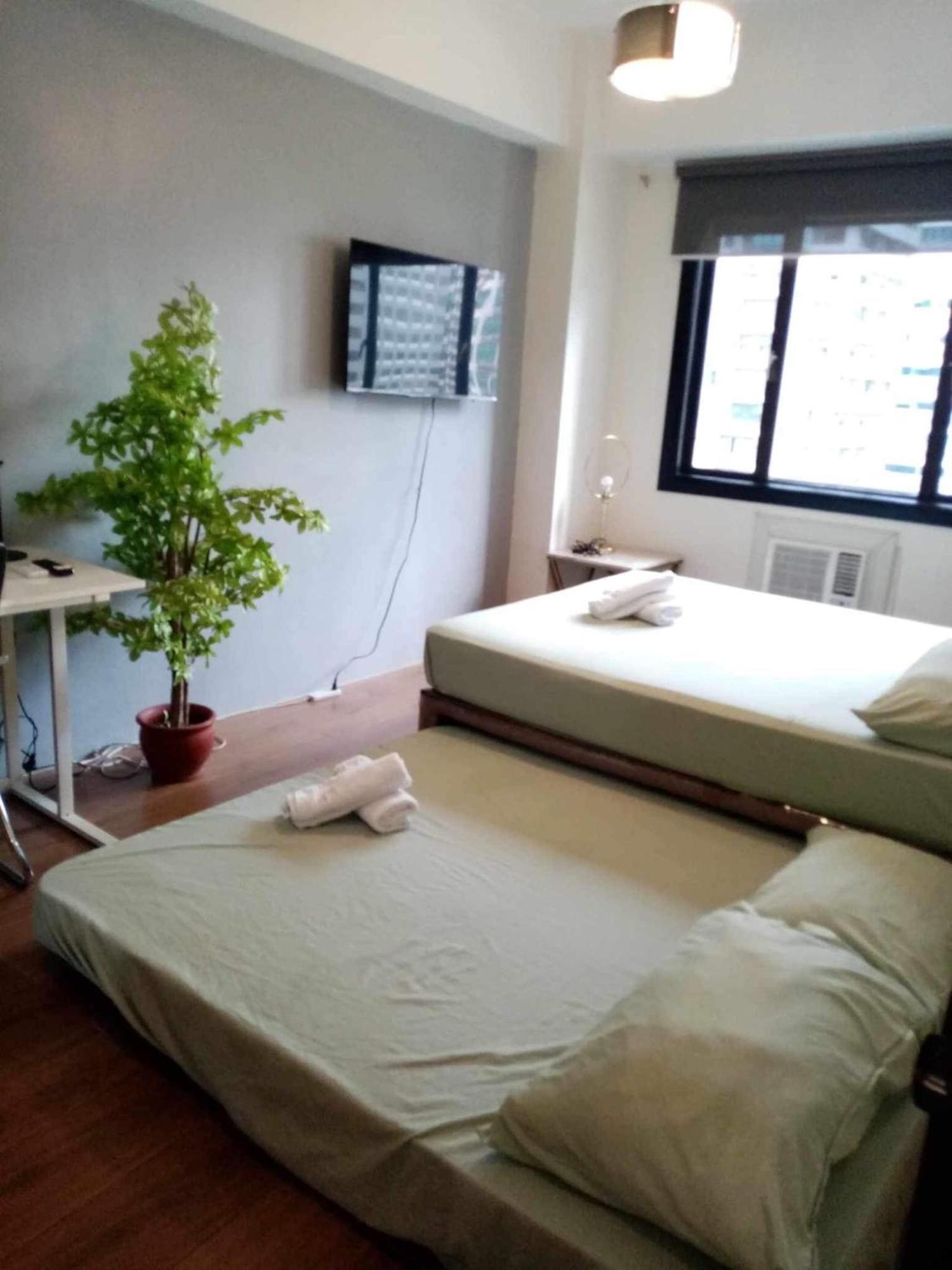 Spacious 1 Bedroom Unit Forbeswood Heights Taguig Phòng bức ảnh